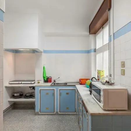 Apartment Charming Spacious House - In The Heart Of The *